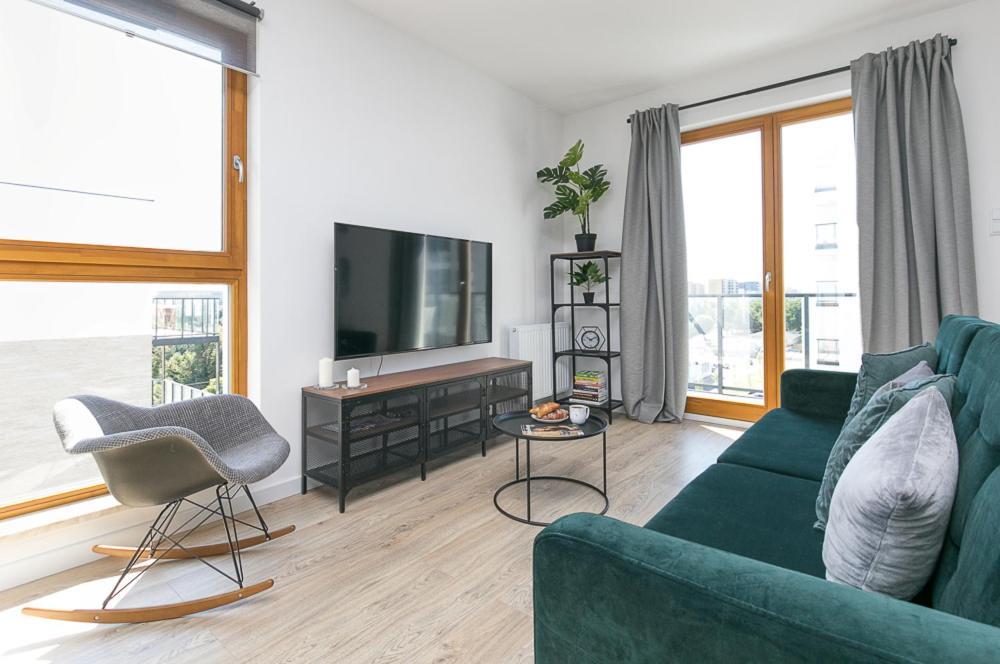 Apartament Black Zajezdnia Wrzeszcz Apartment Gdansk Bagian luar foto