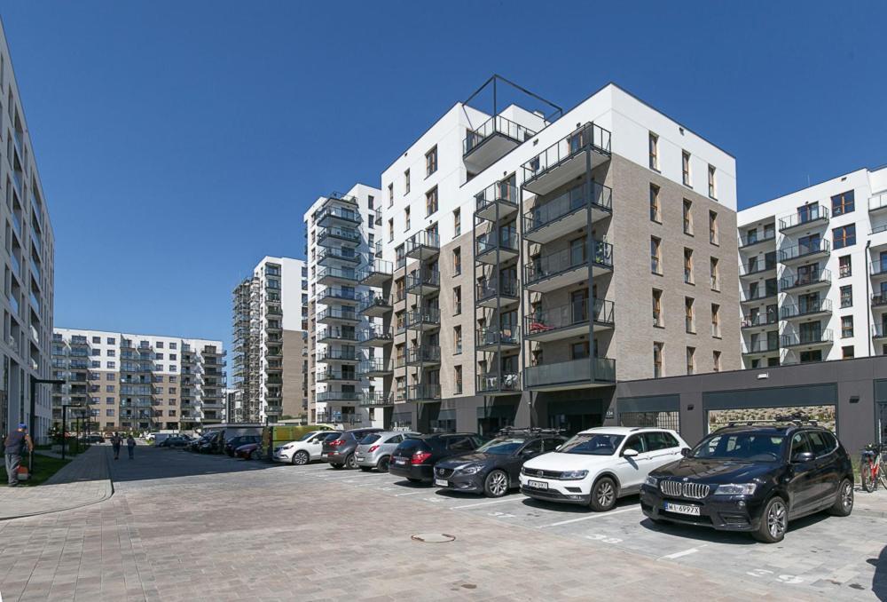 Apartament Black Zajezdnia Wrzeszcz Apartment Gdansk Bagian luar foto